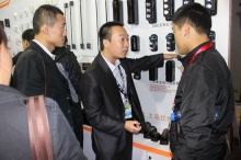 艾礼富盛装亮相 2010北京安博会_艾礼安_校园一键报警_校园紧急求助_